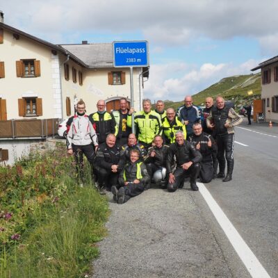 Groep op de Furka Italië met Stelvio Motorreizen